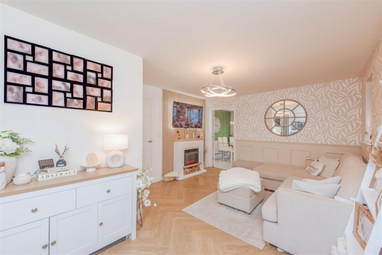 Images for Davies Close, Hugglescote, LE67