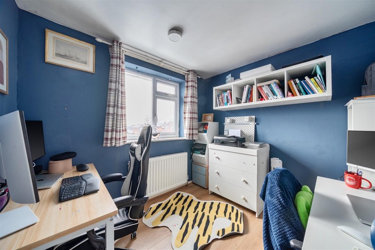 Images for Eastwood Grove, Rugby, CV21