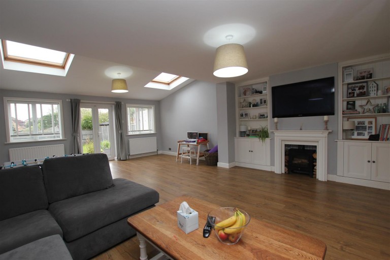 Images for Hillside, Sutton, Ely