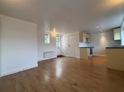 Images for The Broadway, Totland Bay