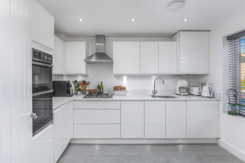 Click the photo for more details of Kingerlee Road, Banbury