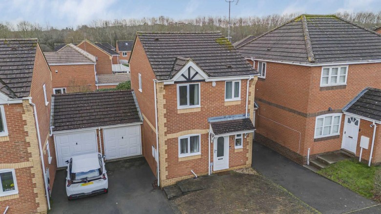 Click the photo for more details of 12, Naseby Drive, Lang Farm, Daventry NN11