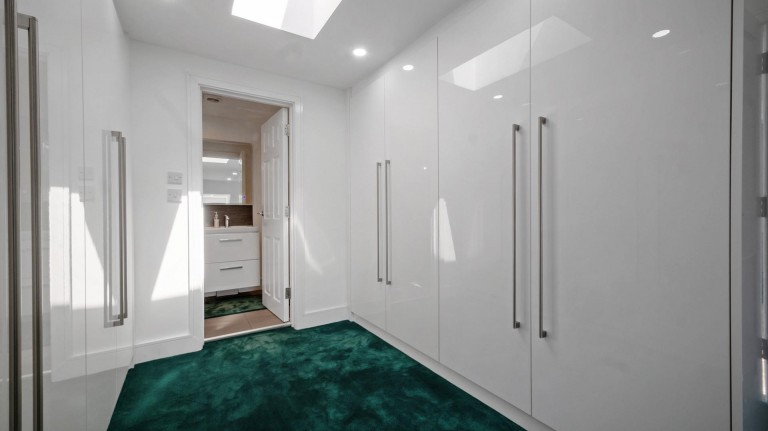 Images for Knighton Grange Road, Oadby, Leicestershire