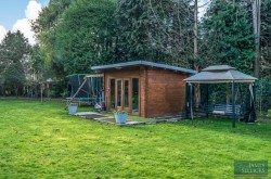 Images for Knighton Grange Road, Oadby, Leicestershire