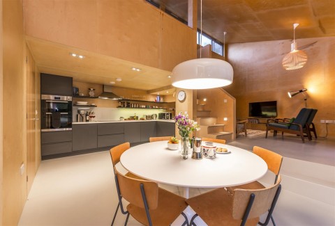 Click the photo for more details of Rhode Lane, Lyme Regis, Uplyme