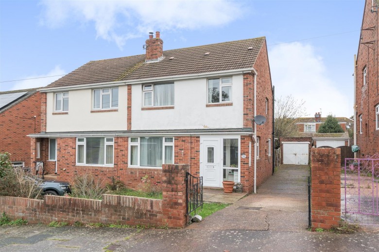 Click the photo for more details of West Garth Road, Exeter