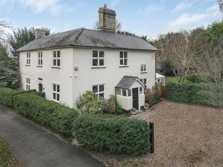 Click the photo for more details of North End, Bassingbourn, Royston