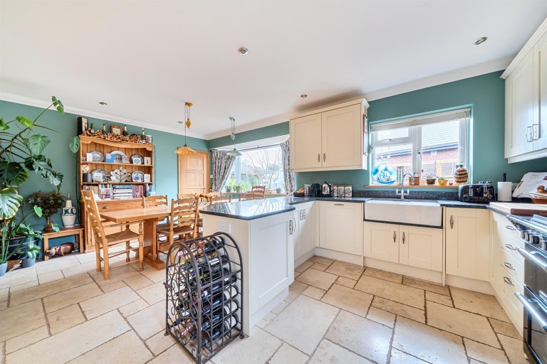 Images for Higher Shapter Close, Topsham, Exeter