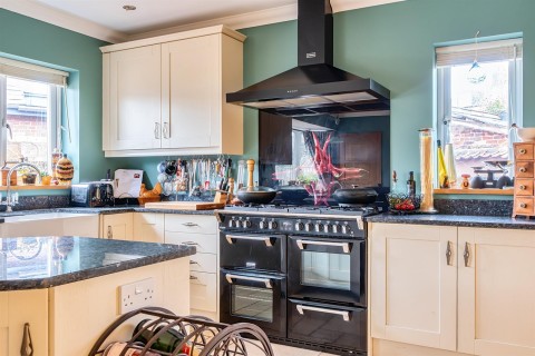 Click the photo for more details of Higher Shapter Close, Topsham, Exeter