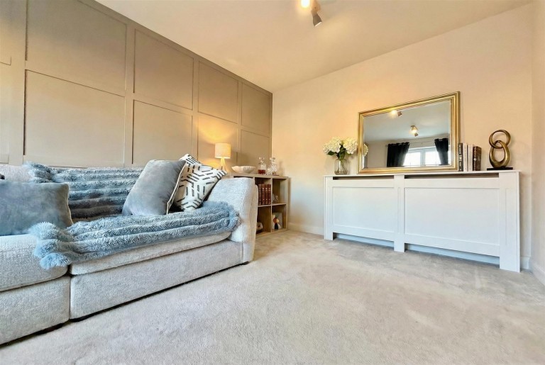 Images for Phoenix Lane, Fernwood, Newark