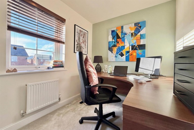 Images for Phoenix Lane, Fernwood, Newark