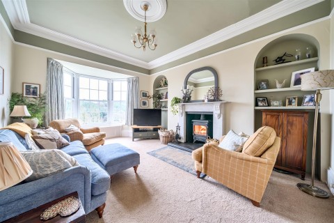 Click the photo for more details of Cheriton Fitzpaine, Crediton