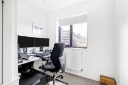 Images for Barry Lynham Drive, Newmarket