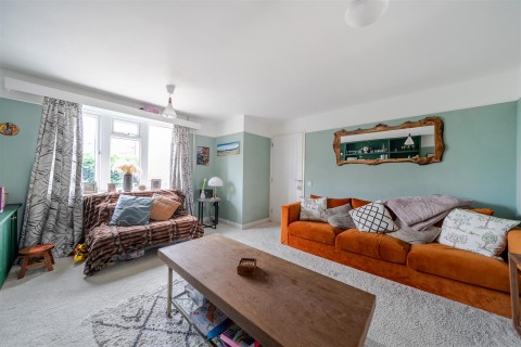 Click the photo for more details of Wydford Close, Sherborne, Dorset