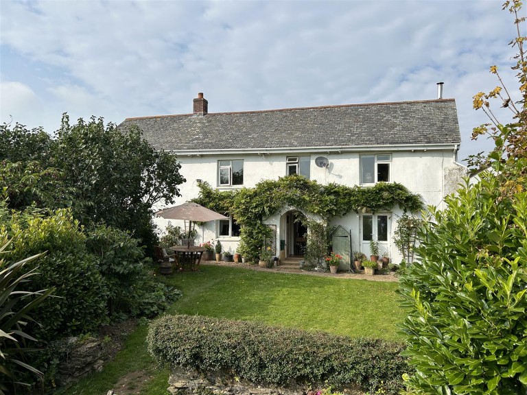 Images for Near Brayford