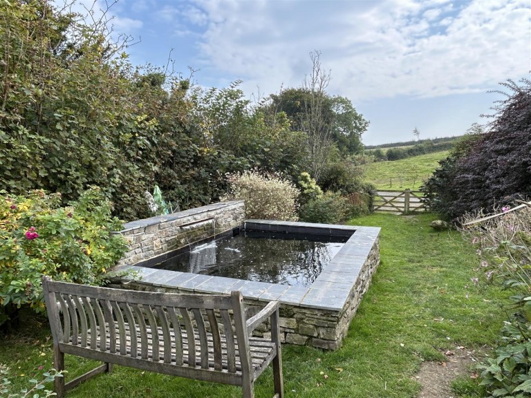 Images for Near Brayford