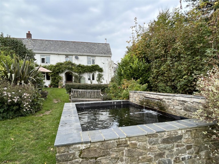 Images for Near Brayford