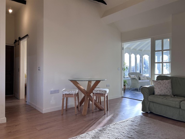 Images for Near Brayford