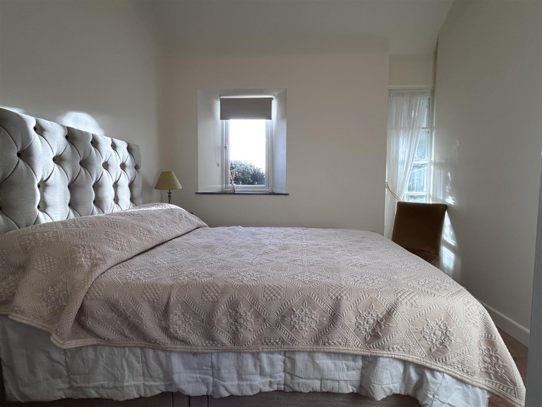 Images for Near Brayford