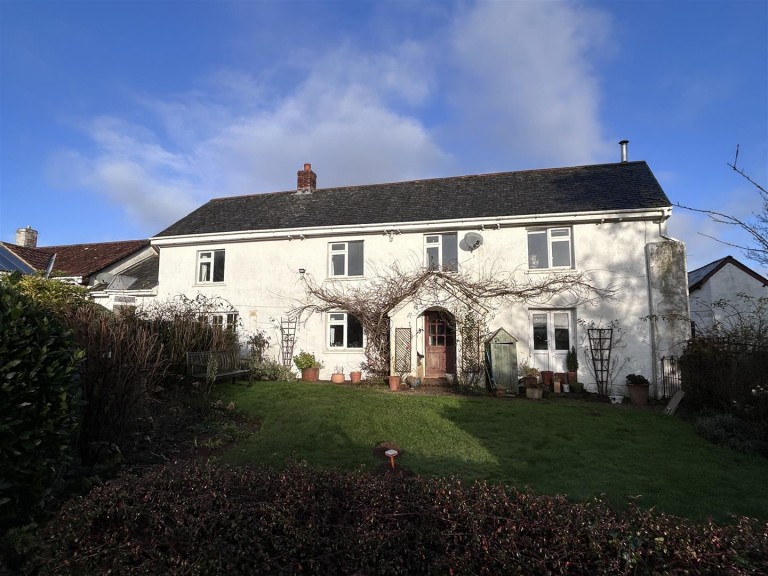 Images for Near Brayford