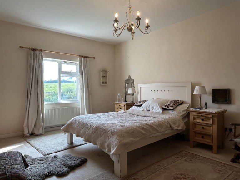 Images for Near Brayford