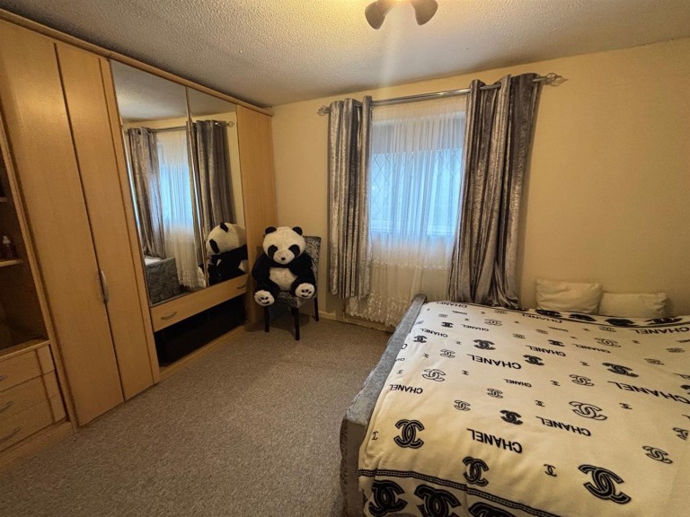 Images for Kilbale Crescent, Banbury