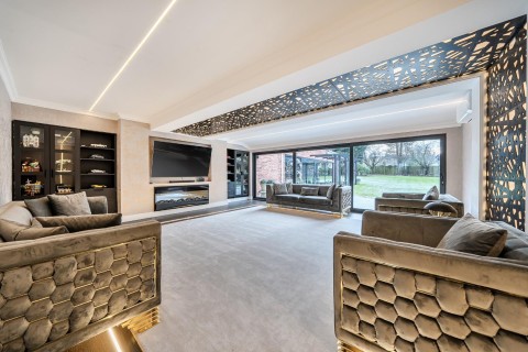 Click the photo for more details of Gartree Road, Oadby, Leicestershire