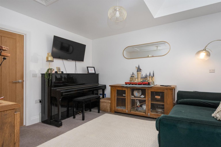 Images for Blackthorn Gardens, Whetstone, Leicester, LE8