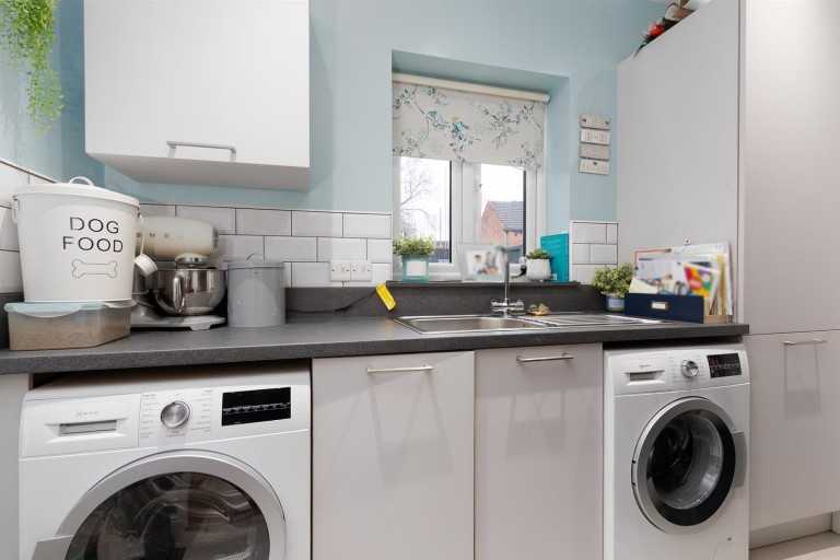 Images for Blackthorn Gardens, Whetstone, Leicester, LE8