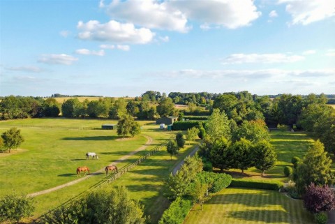 Click the photo for more details of The Grange, Carlton Scroop