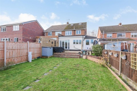 Click the photo for more details of Boot Hill, Grendon, CV9