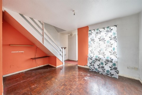 Click the photo for more details of Chestnut Way, Honiton