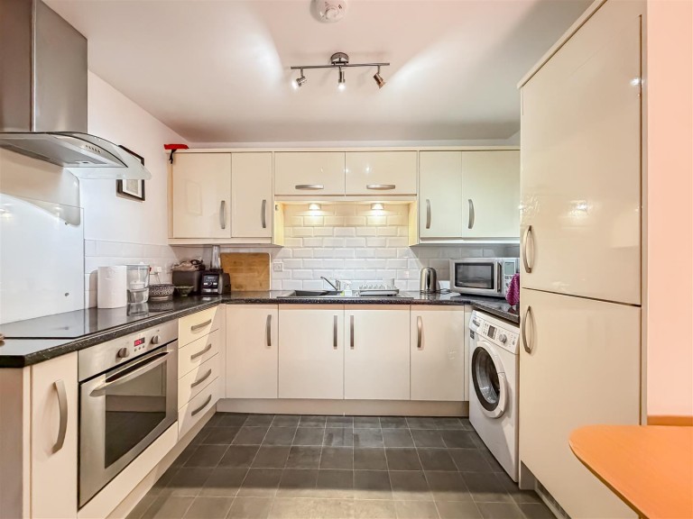 Images for Glenalmond Avenue, Cambridge