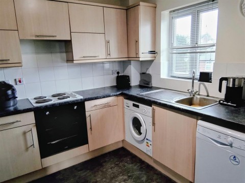 Click the photo for more details of 5, Makepeace House, Eastfields, Braunston, NN11