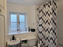 Images for 5, Makepeace House, Eastfields, Braunston, NN11