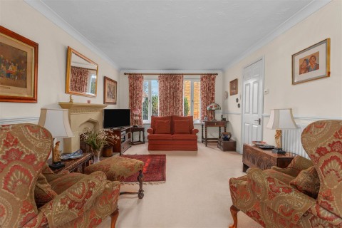 Click the photo for more details of Delapre Drive, Banbury