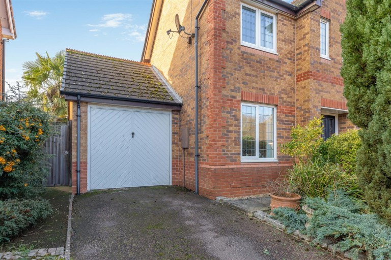 Images for Delapre Drive, Banbury