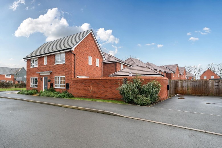 Click the photo for more details of Crimson close, Rugby, CV22