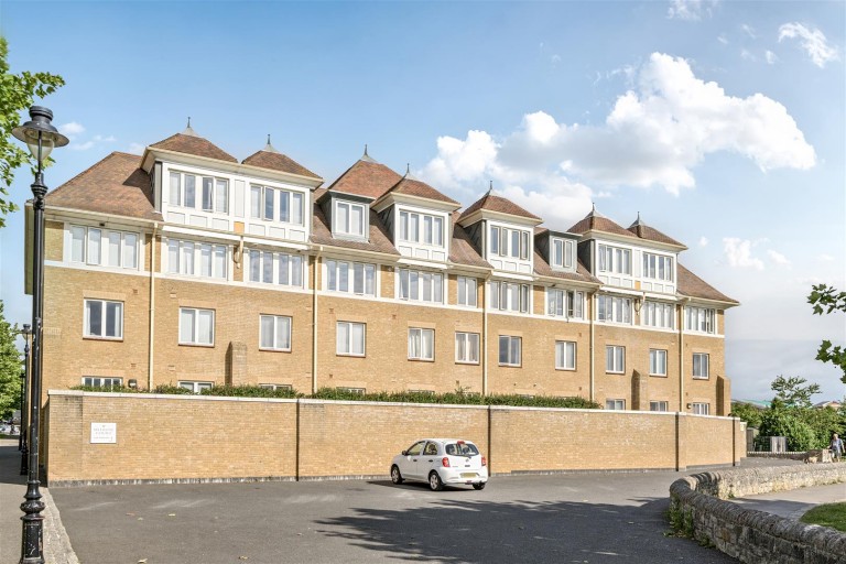 Images for Peverell Avenue East, Poundbury, Dorchester