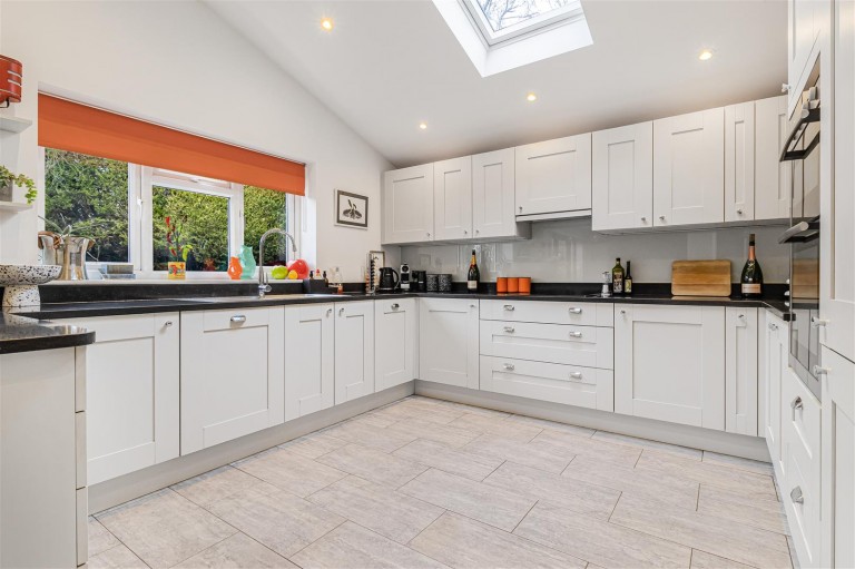 Images for Corner Park, Saffron Walden