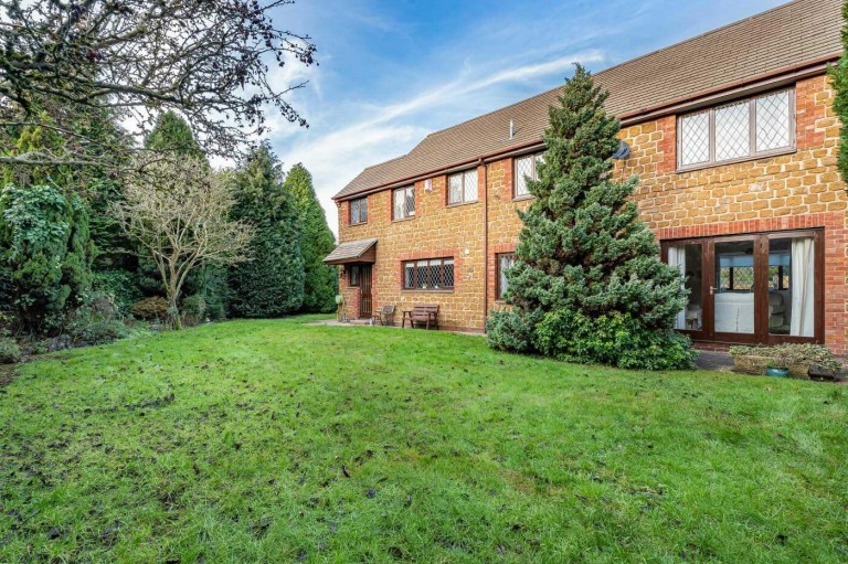 Images for Churchfields, Staverton, NN11