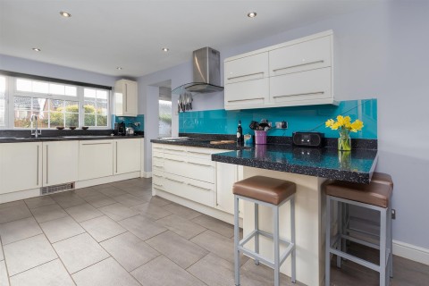 Click the photo for more details of Spring Close, Lutterworth. LE17