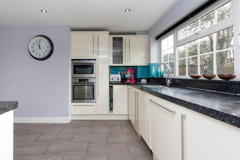 Images for Spring Close, Lutterworth. LE17