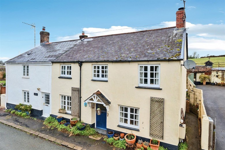 Click the photo for more details of 5 Muddlebridge, Fremington, Barnstaple