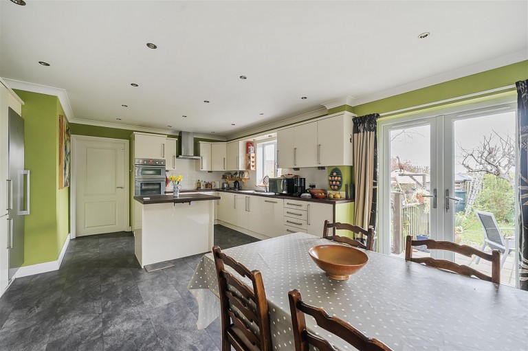 Images for Broadshard, Crewkerne