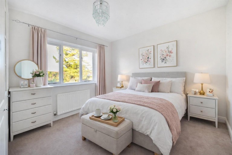 Images for Old Oak Drive, Silverstone, NN12