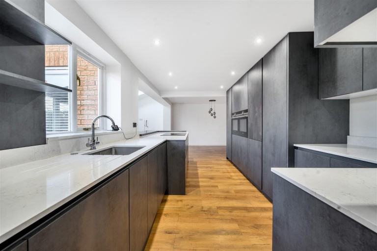 Images for Old Oak Drive, Silverstone, NN12