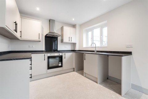 Click the photo for more details of West Road, Sheepwash