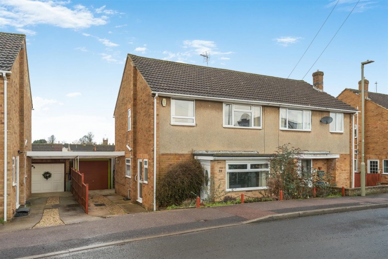 Click the photo for more details of Red House Road, Bodicote, Banbury