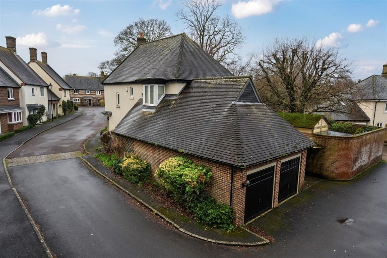Images for Badger Sett, Blandford St. Mary, Blandford Forum